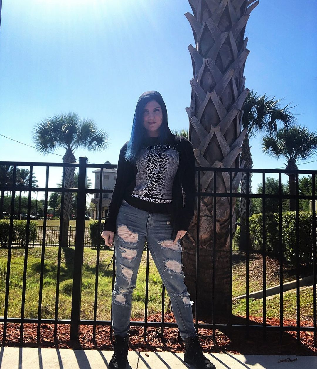 Image 4452599 from Leva Bates