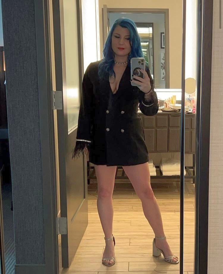 Image 4452794 from Leva Bates
