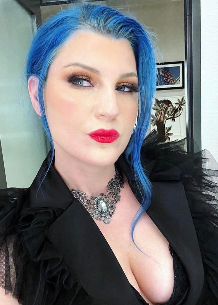 Image 4452868 from Leva Bates