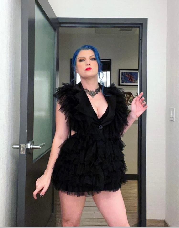 Image 4452886 from Leva Bates