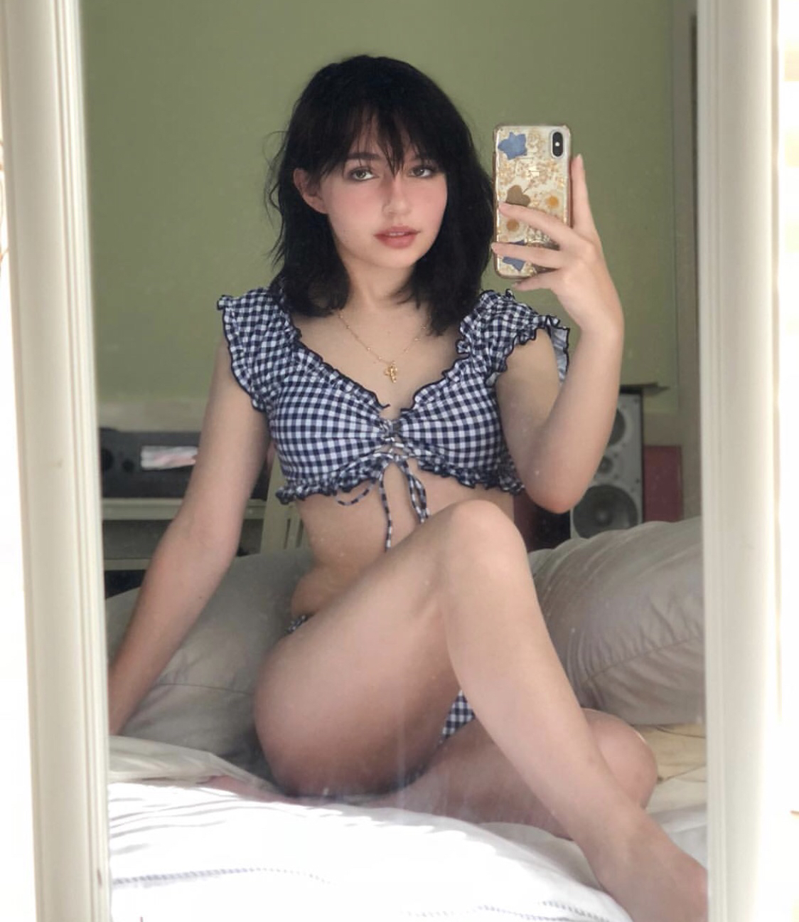 Image 4644713 from urfatherfigure / myfriendshea /