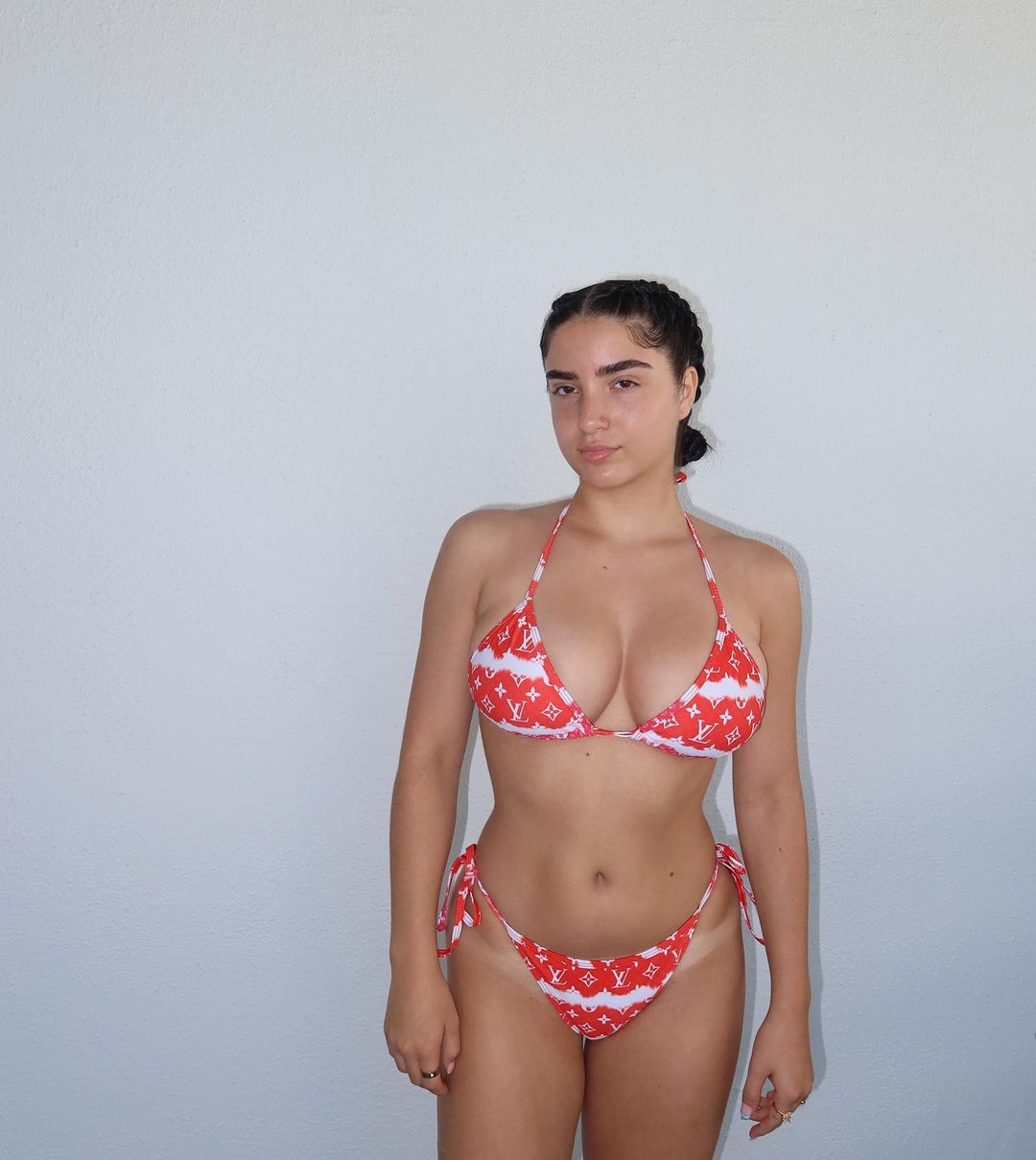 Image 4664706 from Miamugs/mia mugavero