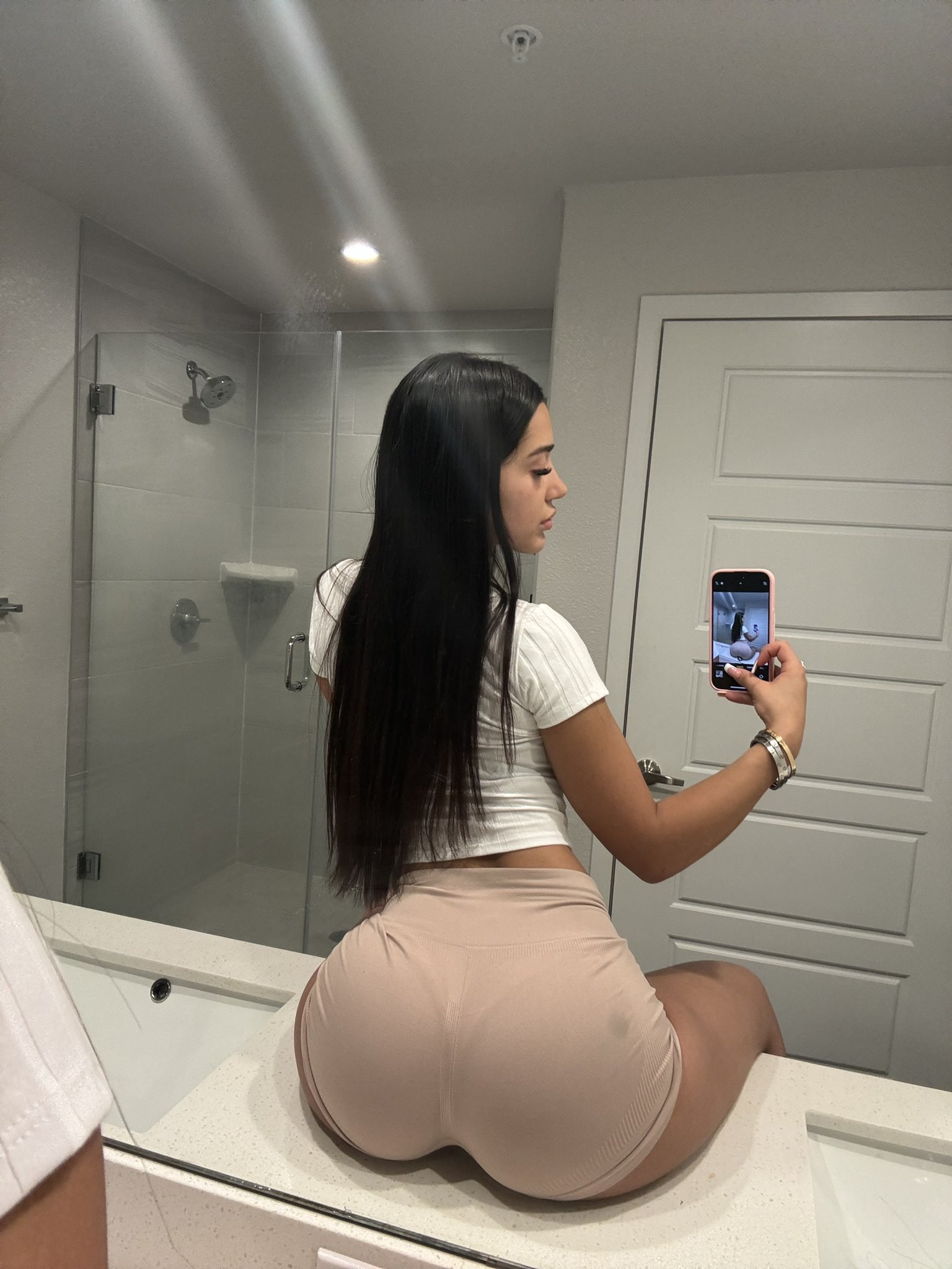 Image 4772090 from camiihenaoo