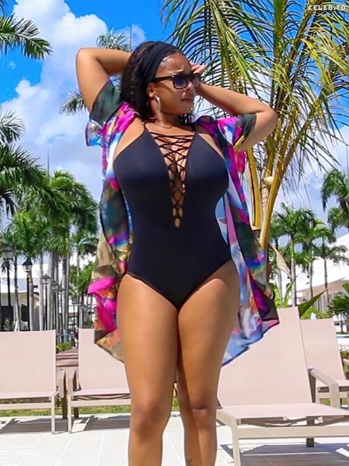 Image 485665 from Dee Shanell