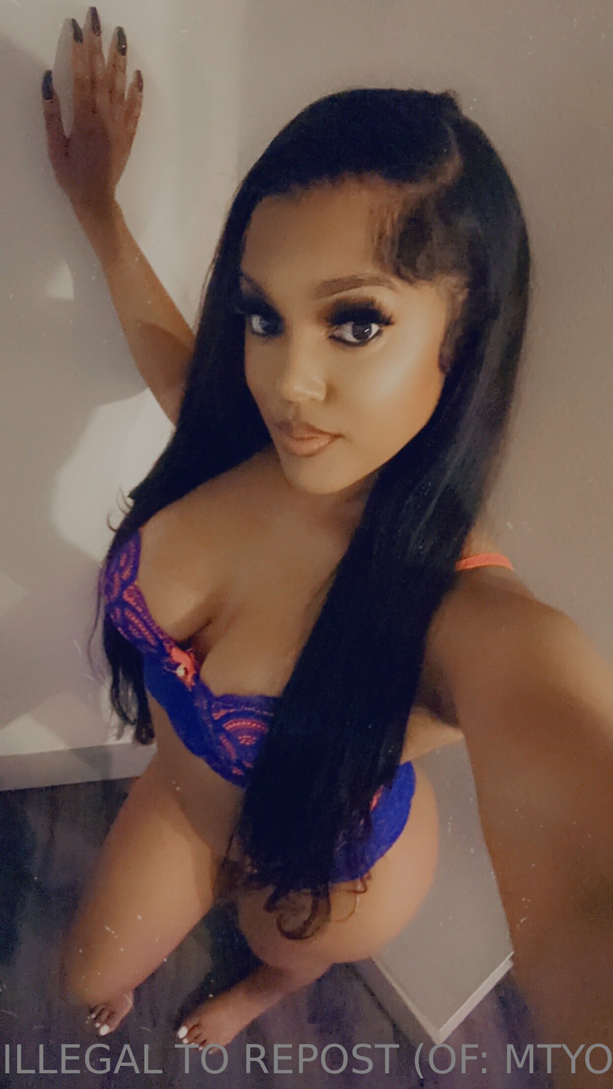 Image 4875457 from Lola Teases / mtyou