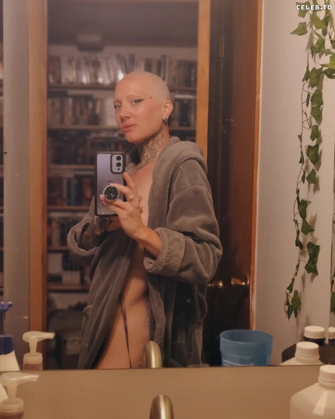 Image 487698 from Mary Moon