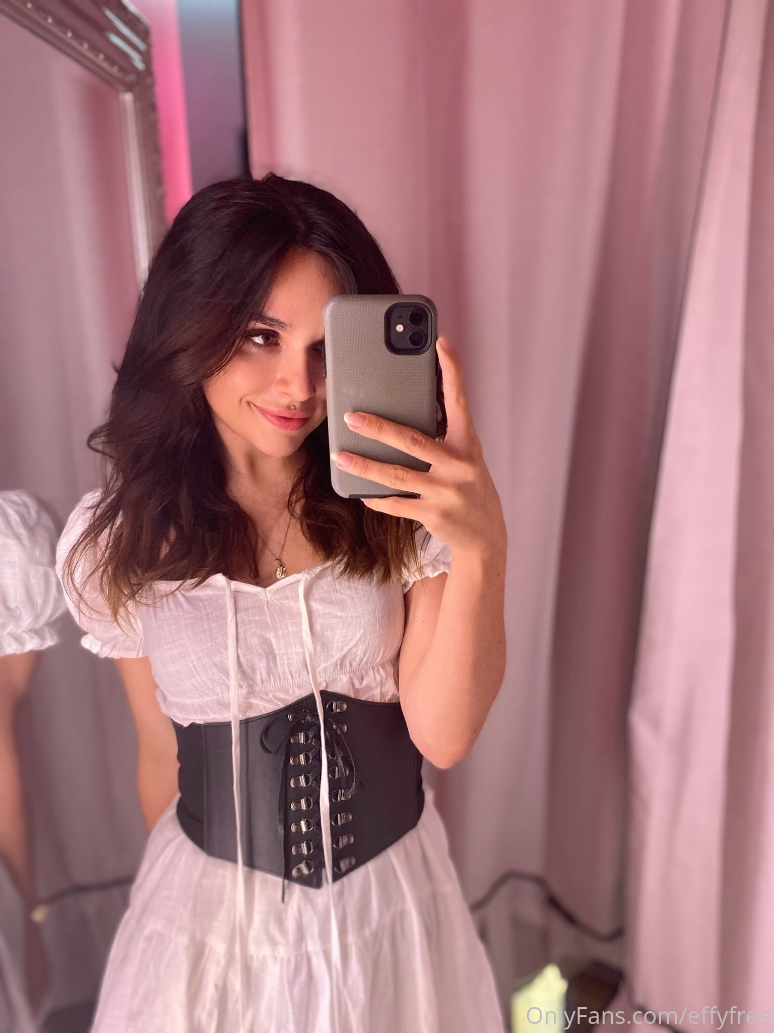 Image 4958342 from effycutiexx