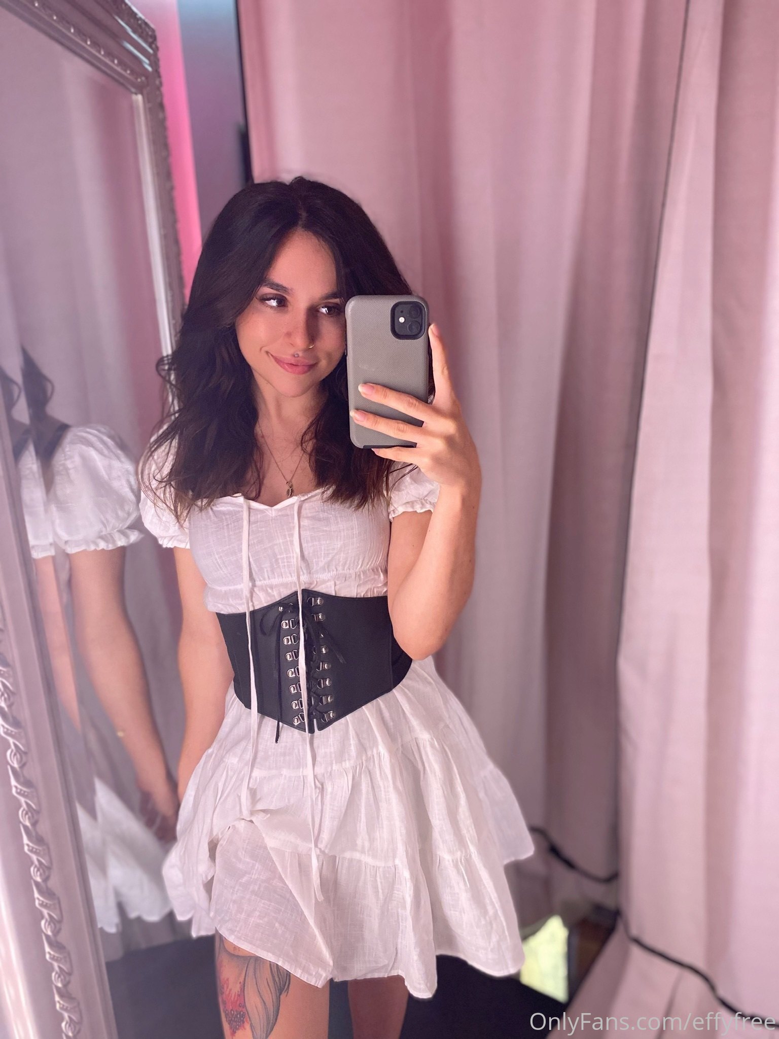Image 4958343 from effycutiexx