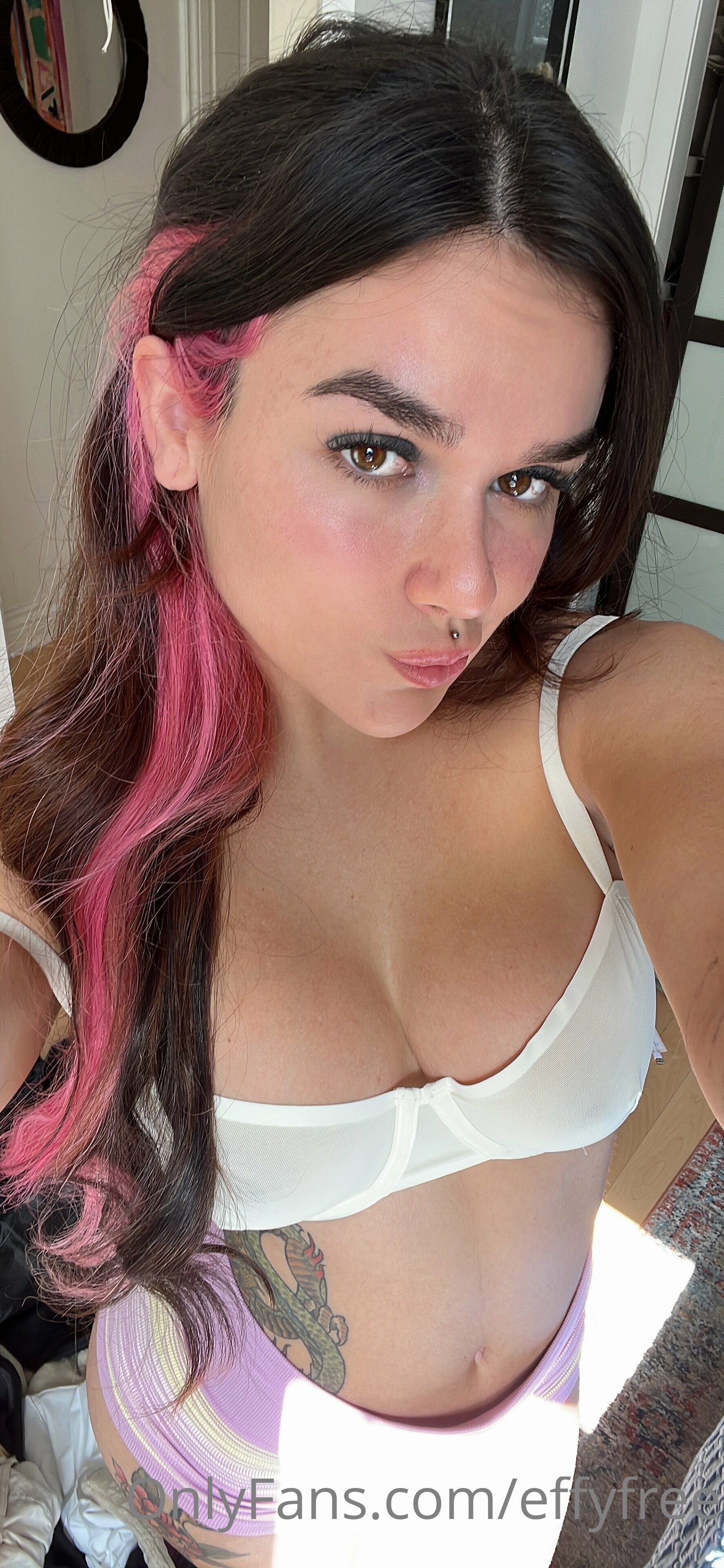 Image 4958357 from effycutiexx