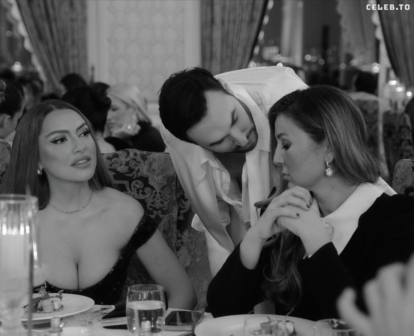 Image 4993025 from Hadise