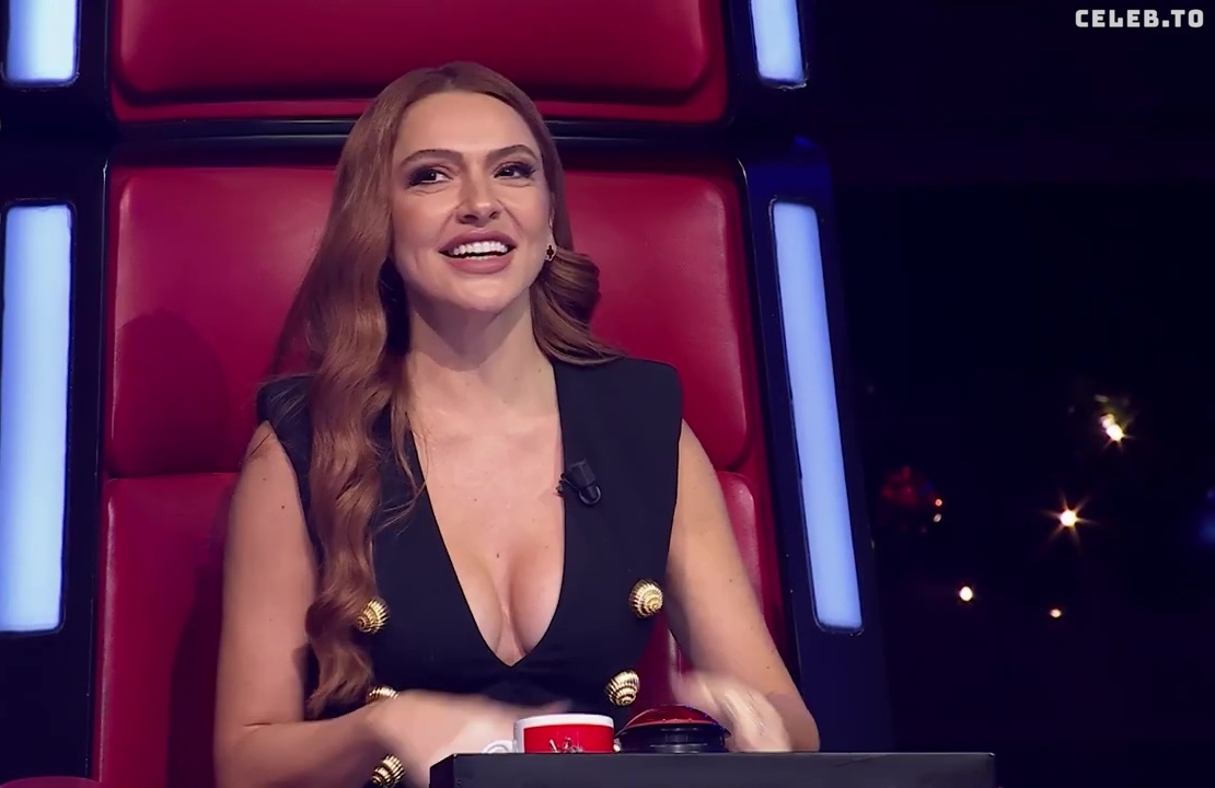 Image 5003678 from Hadise