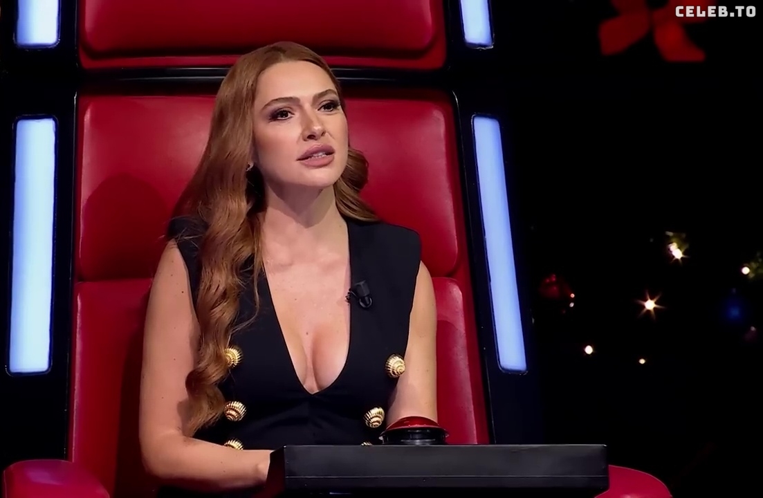 Image 5003692 from Hadise
