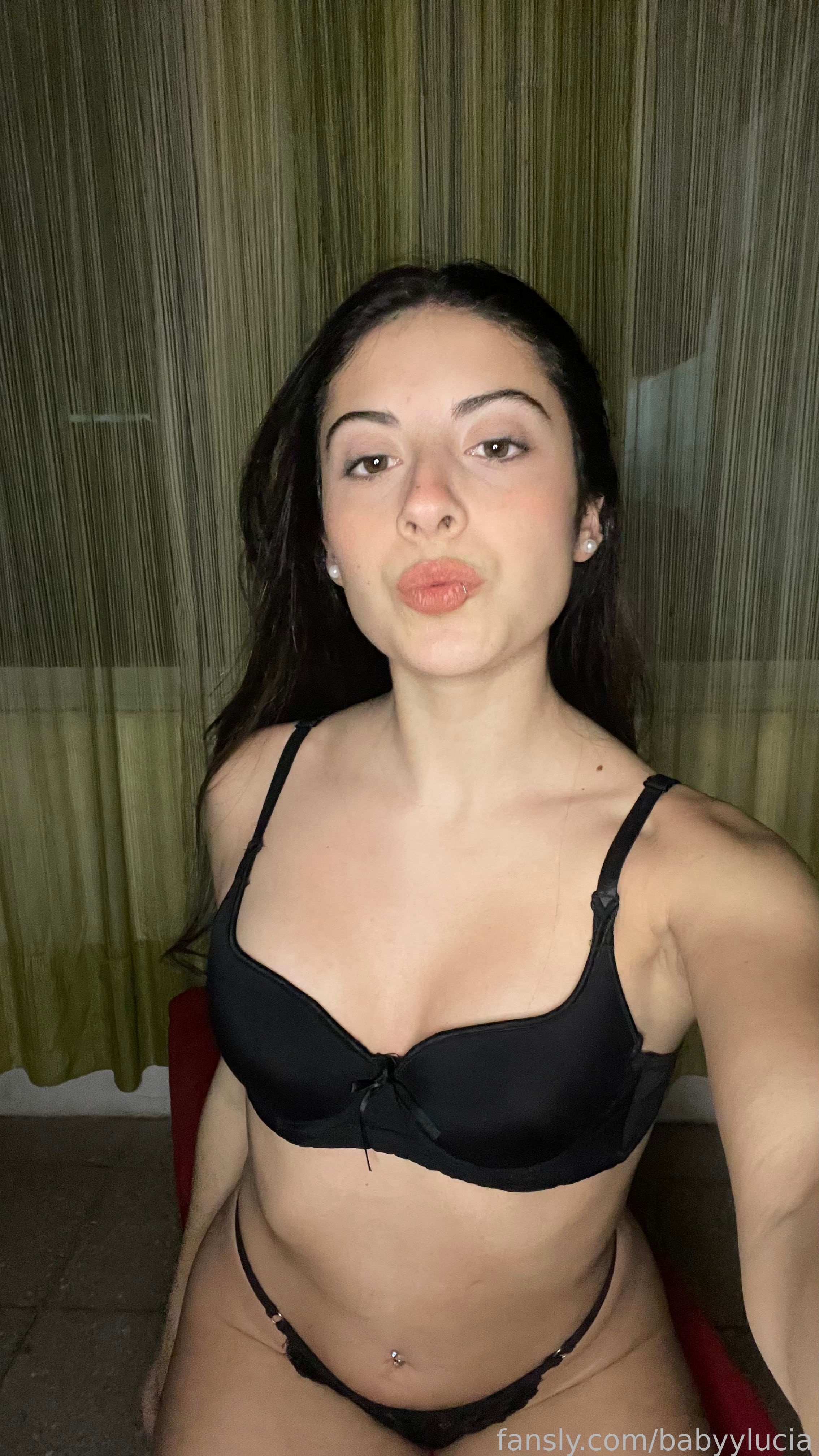 Image 5039378 from Babyylucia / Newclassroomz / Lucia.Babe_