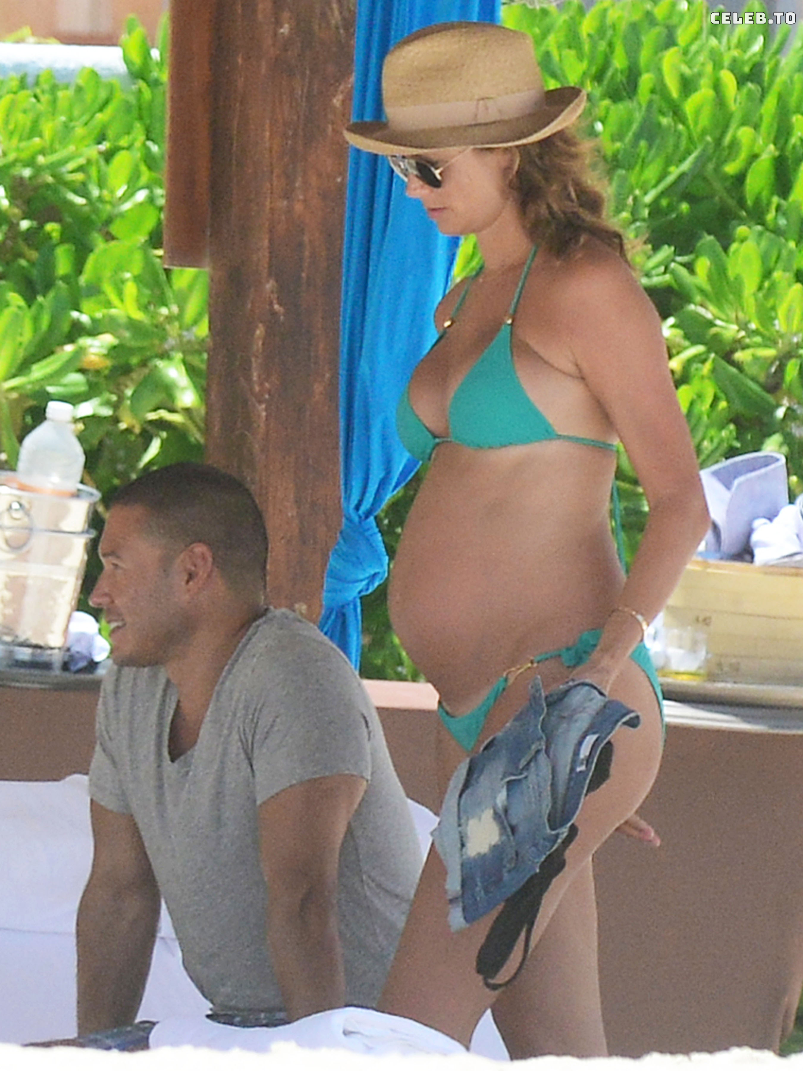 Image 5183046 from Stacy Keibler