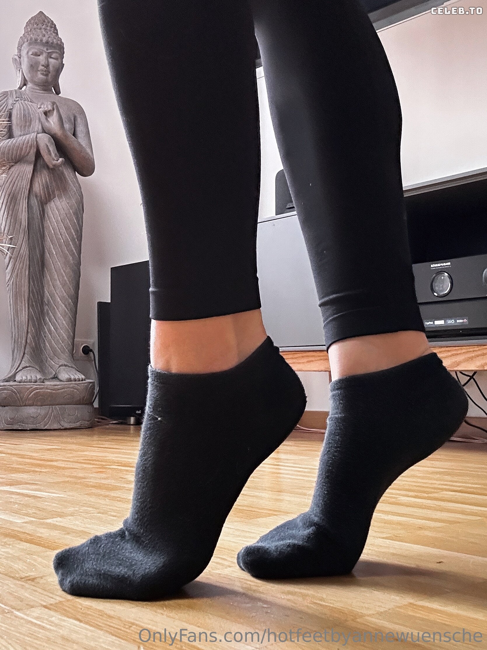 Image 53057 from hotfeetbyannewuensche