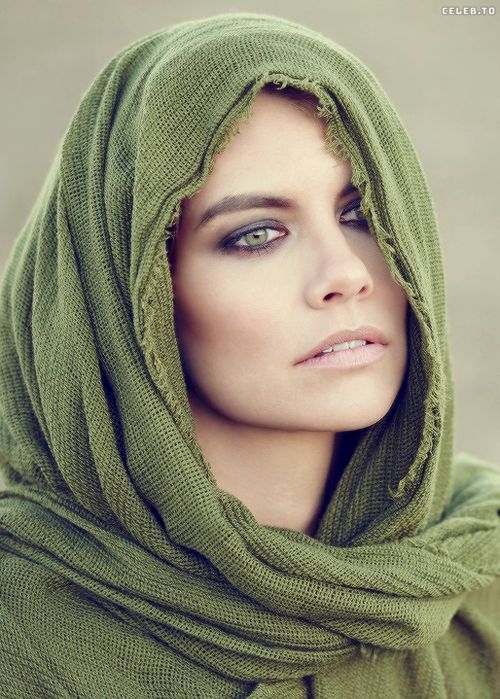 Image 5327897 from Lauren Cohan