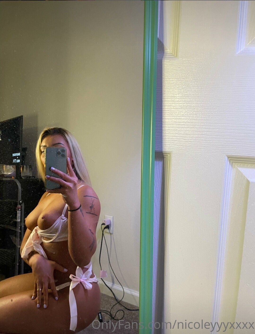 Image 5413666 from nicolestelzxonicoleyyyxxxx nicoleyyy buttercupluvv thr0atzilla69