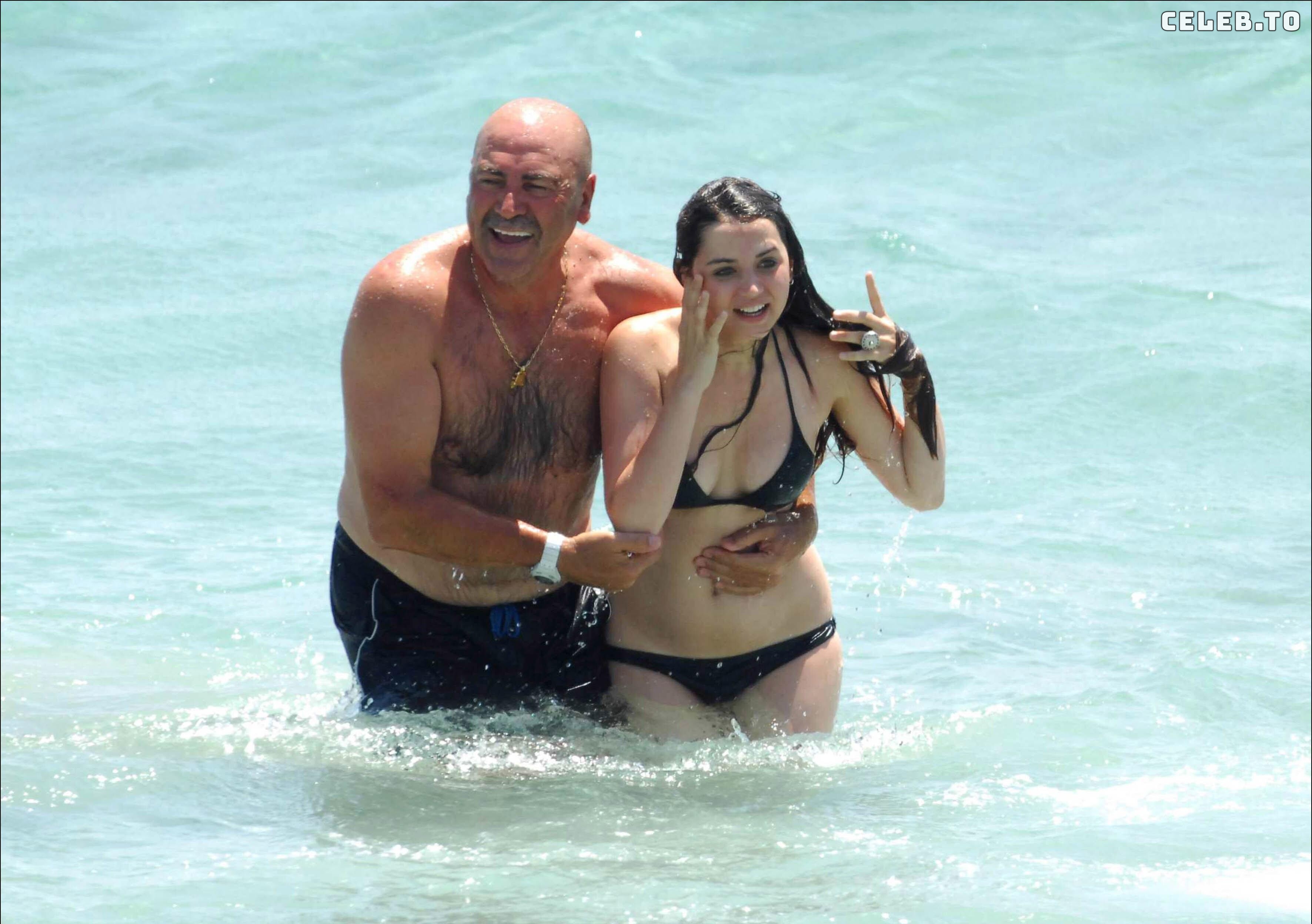 Image 5498856 from Ana De Armas