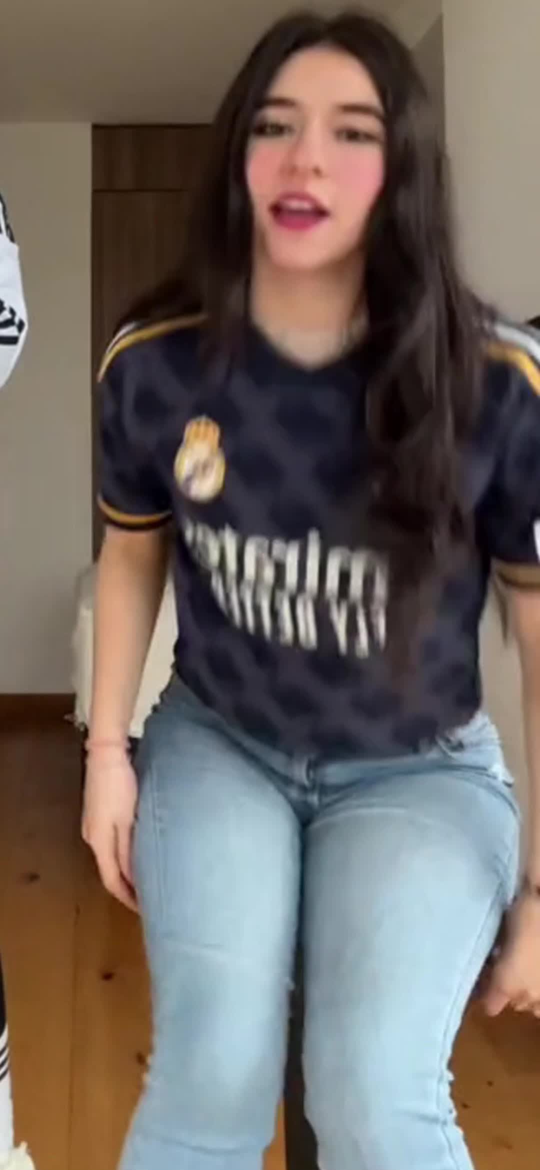 Video 134098 from Arayfer (@arayfer_hernandez)