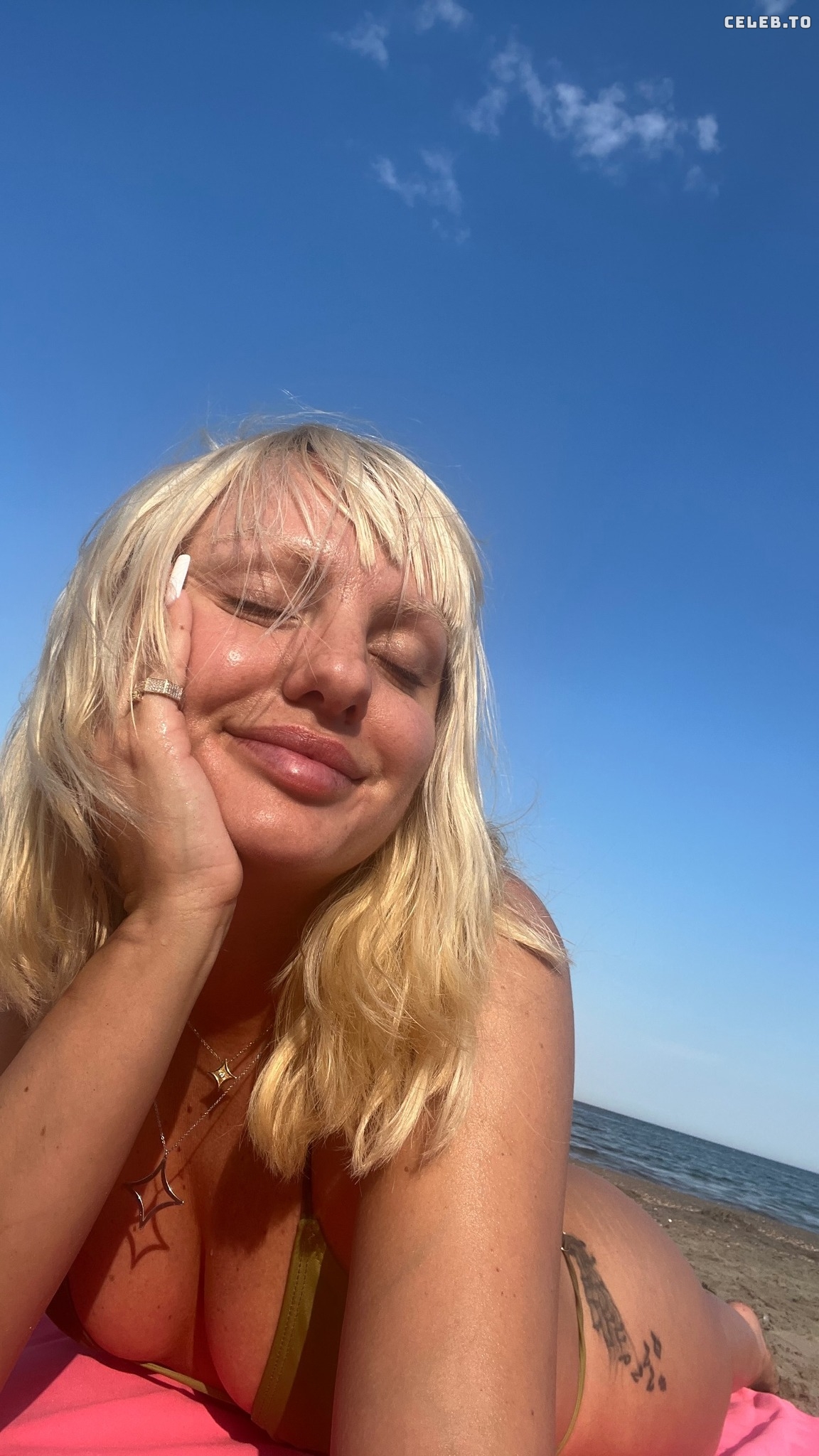 Image 5526694 from Alexandra Stan