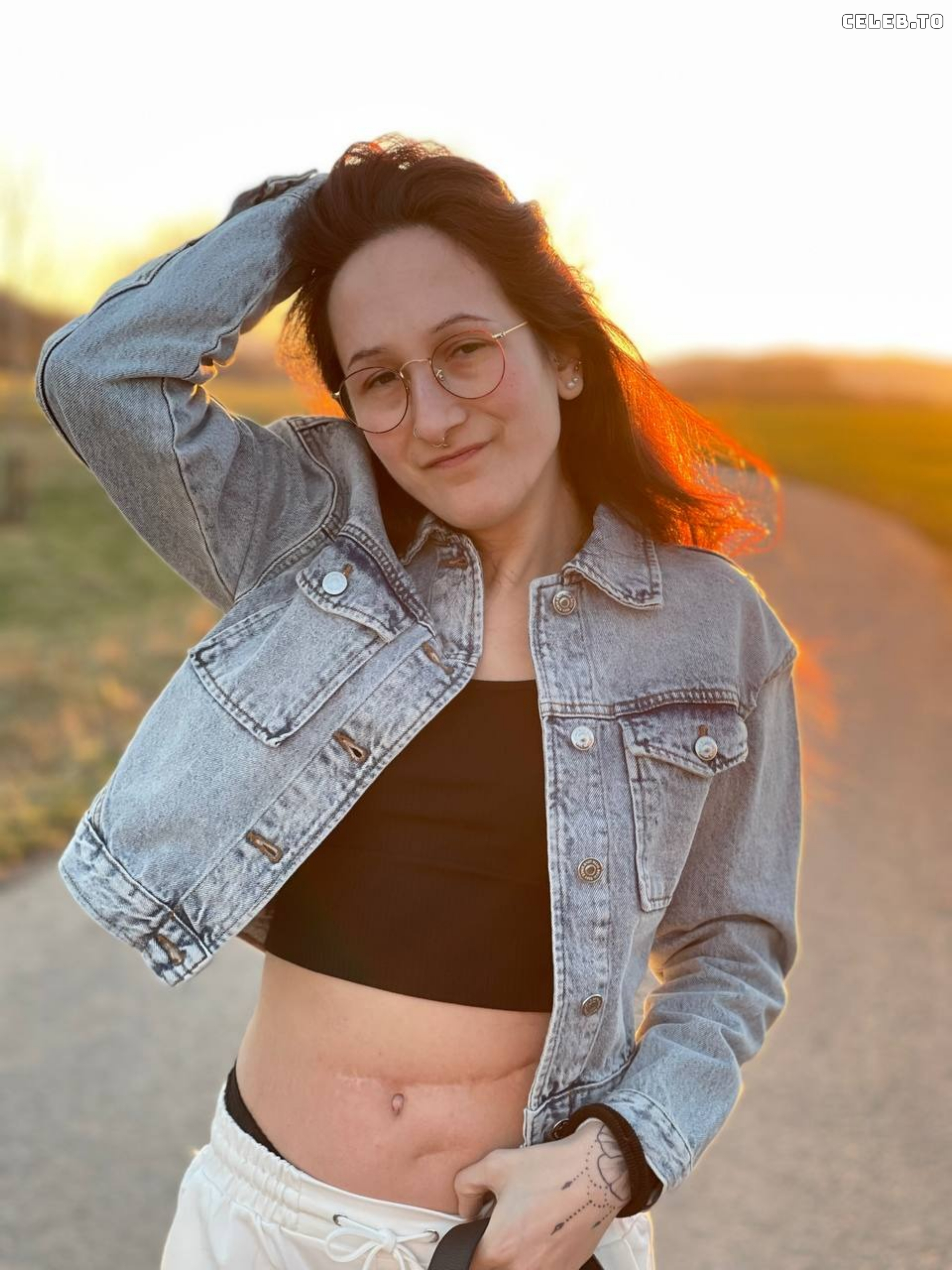 Image 557923 from typicallaurasophie