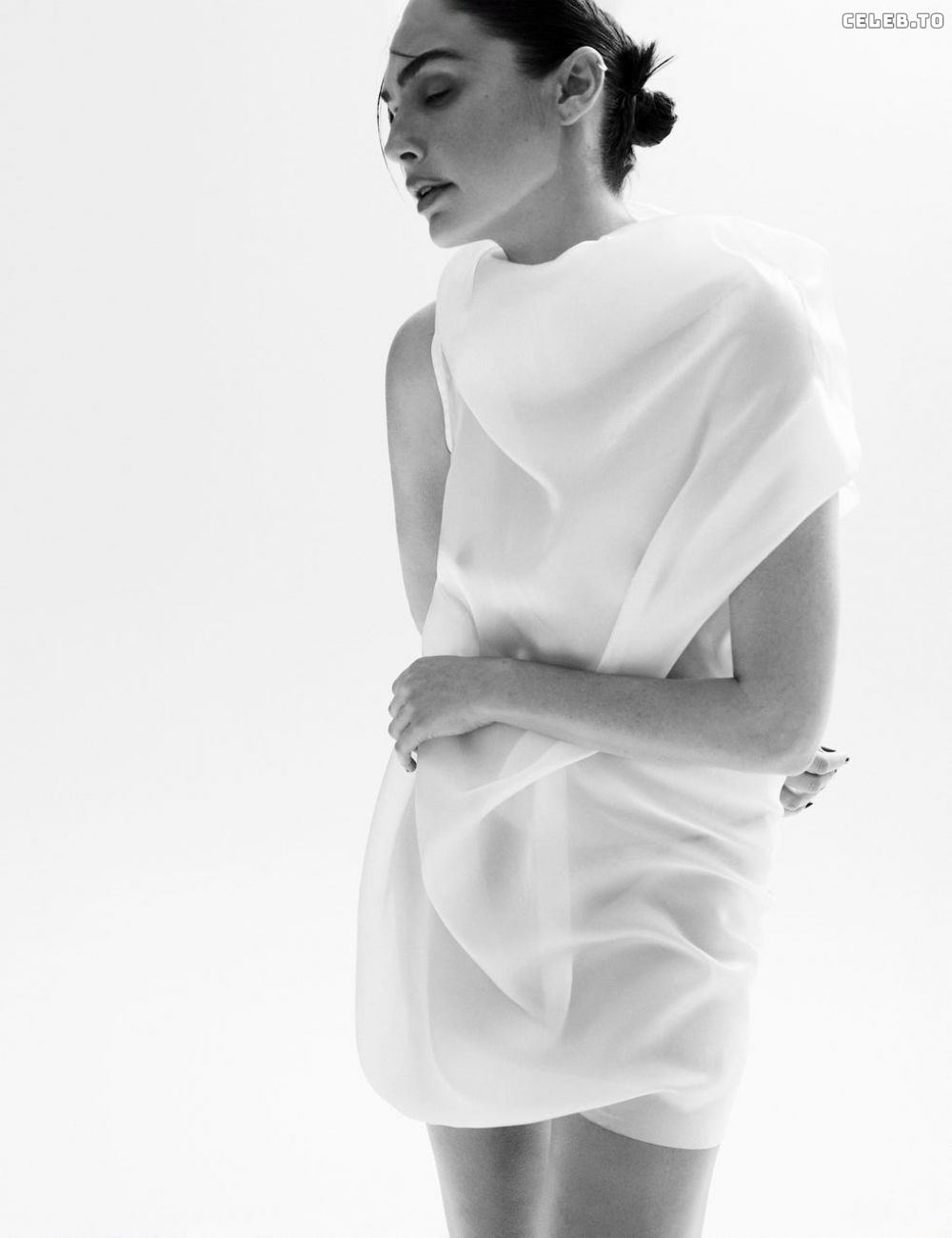 Image 5652559 from Gal Gadot