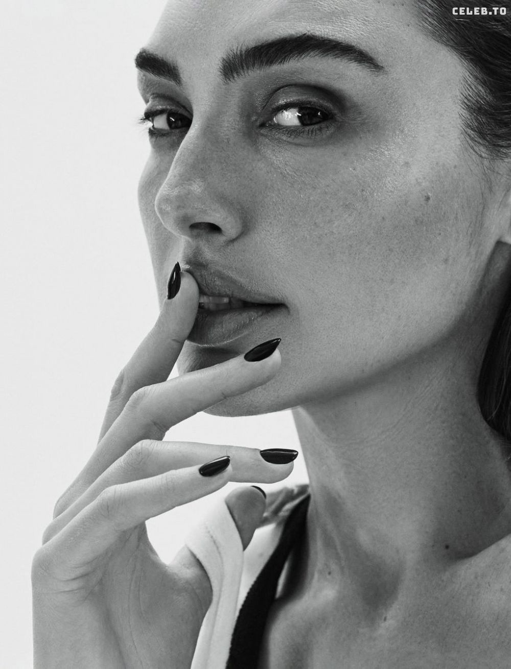 Image 5652584 from Gal Gadot