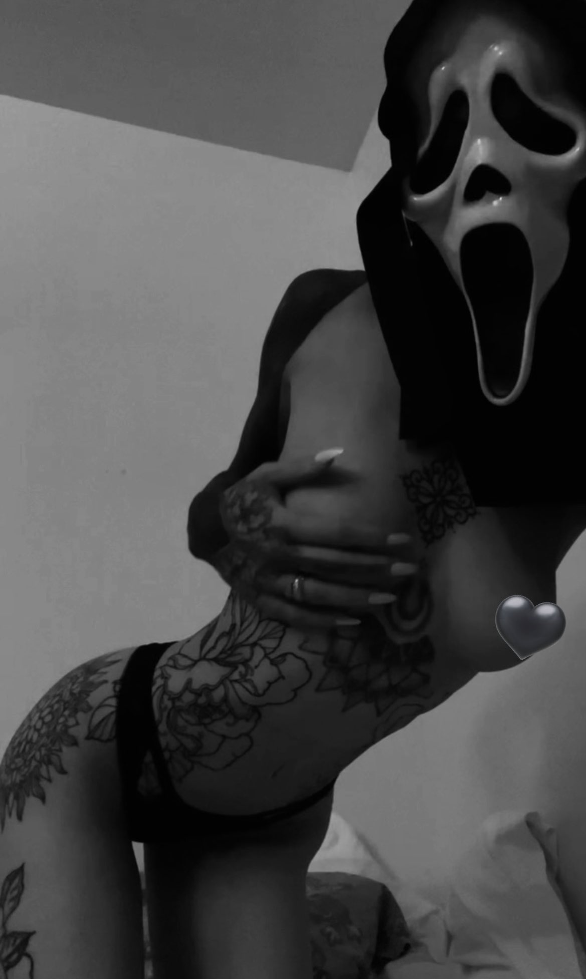 Image 5837415 from screamformepoe - scr3am4mep0e - robinandpoe - scream4mepoe