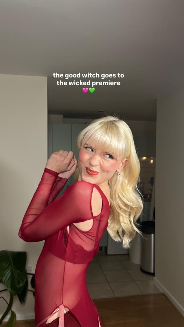 Image 5862610 from Maisie Peters