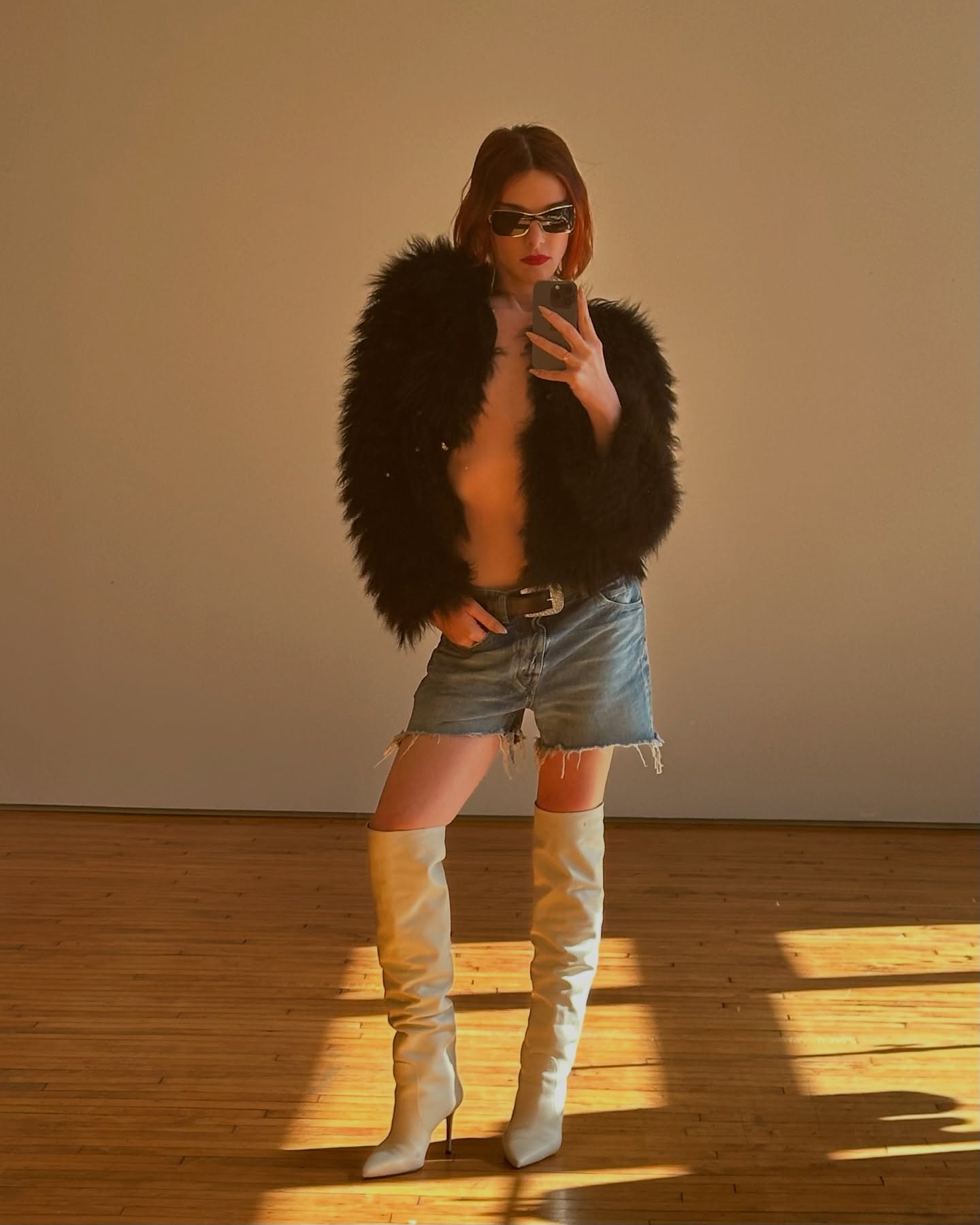 Image 5920334 from Hari Nef