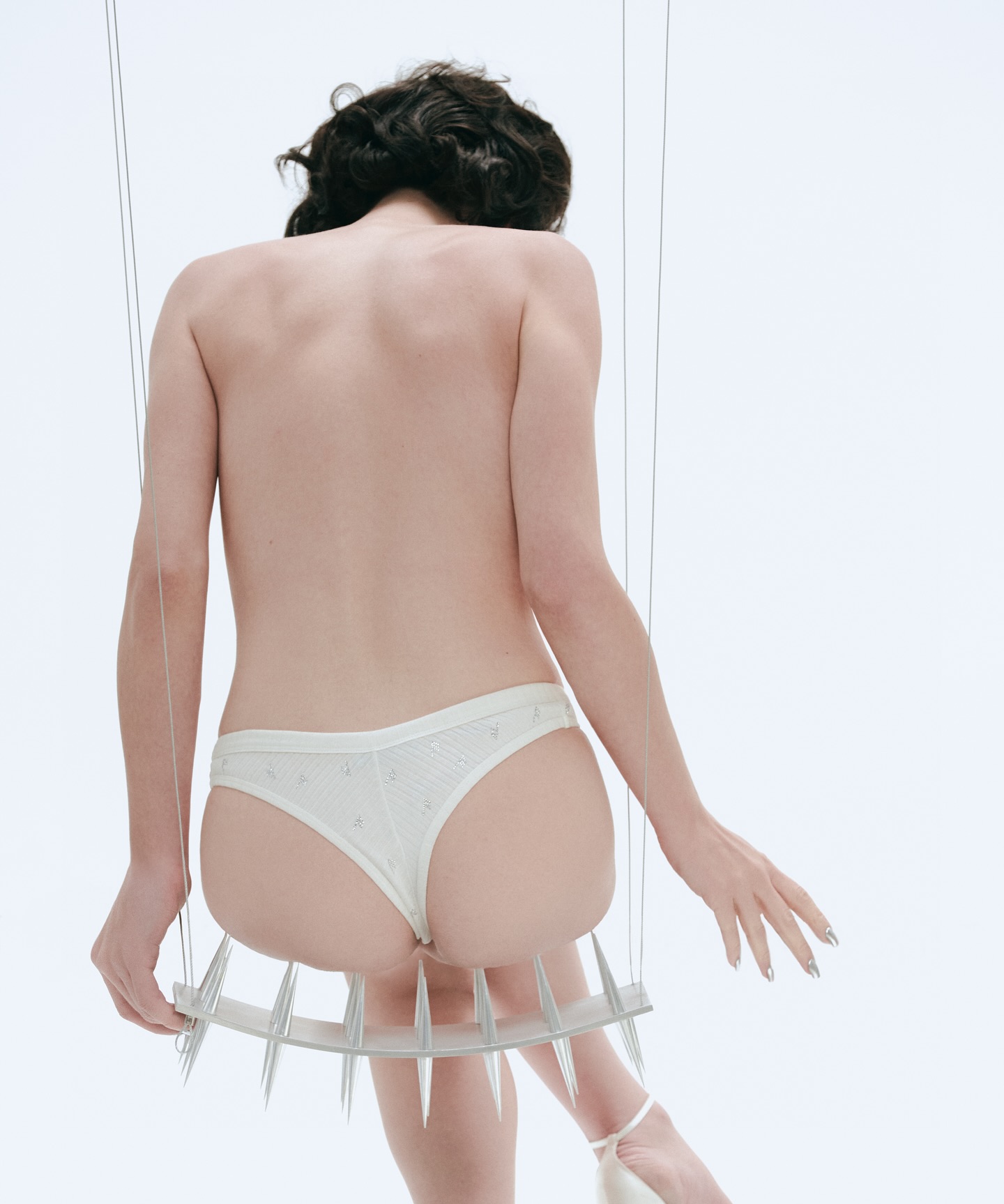 Image 5920378 from Hari Nef