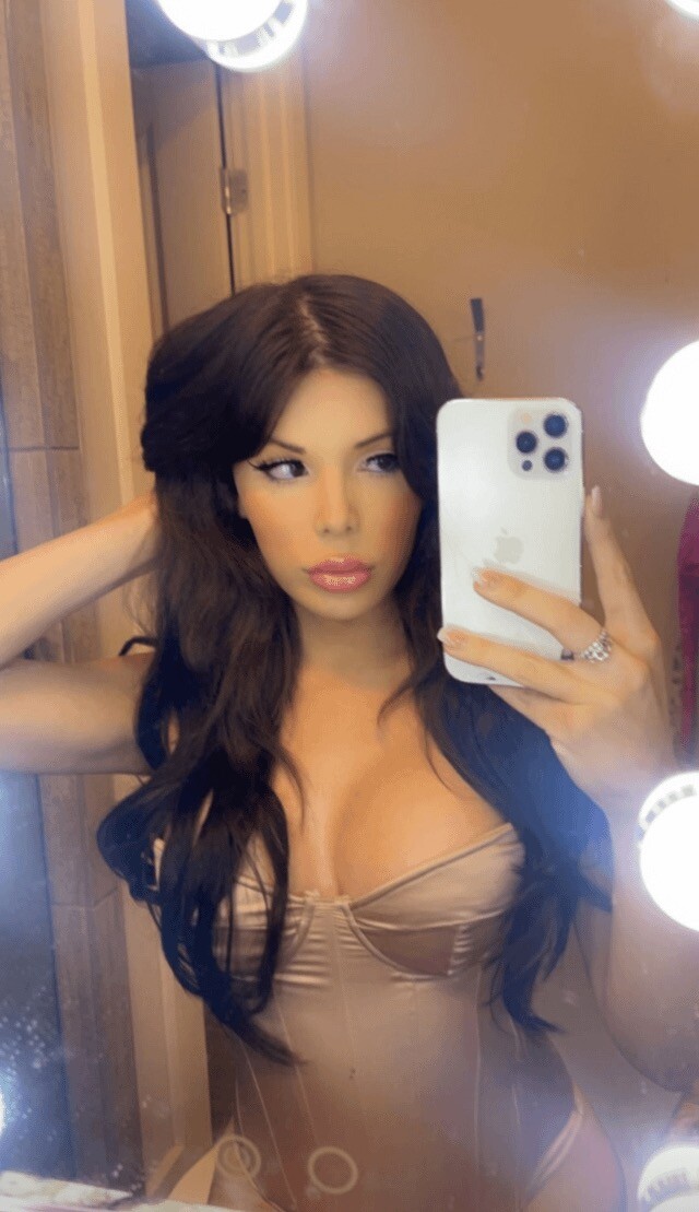 Image 5939682 from Blaire White