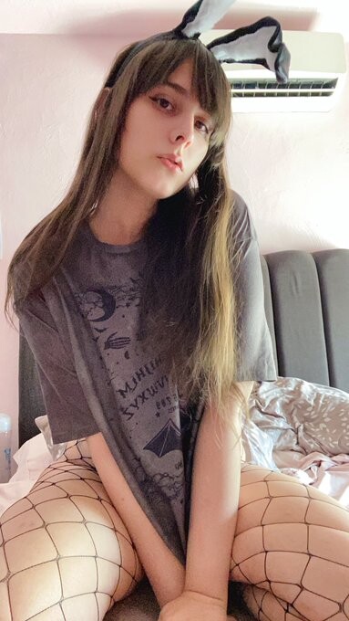 Image 5949787 from Bunnygirl_emma