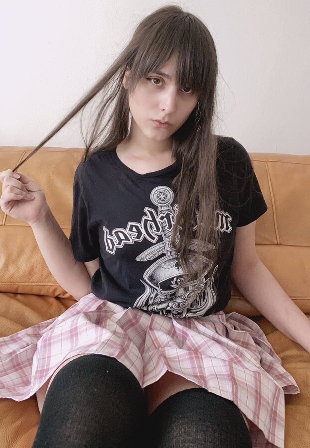Image 5950134 from Bunnygirl_emma
