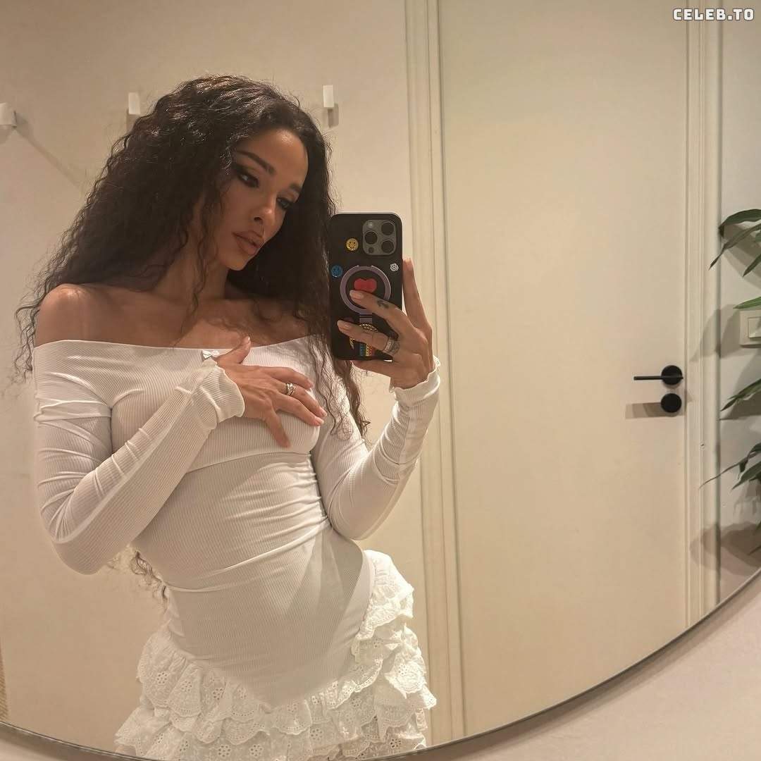 Image 6037346 from Eleni Foureira