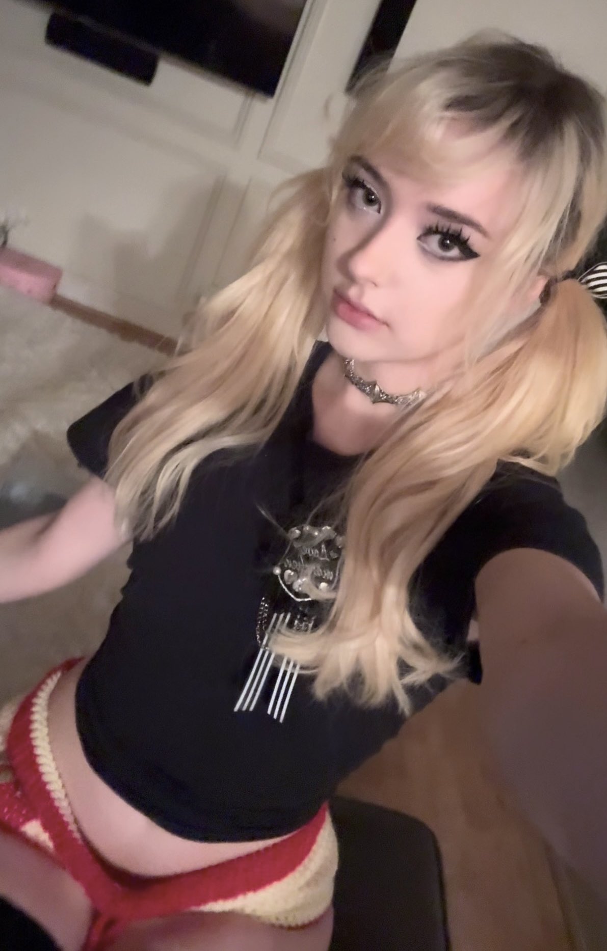 Image 6059930 from ItsNotDatSrs / Notdatsrs / liz / lilredvlvt