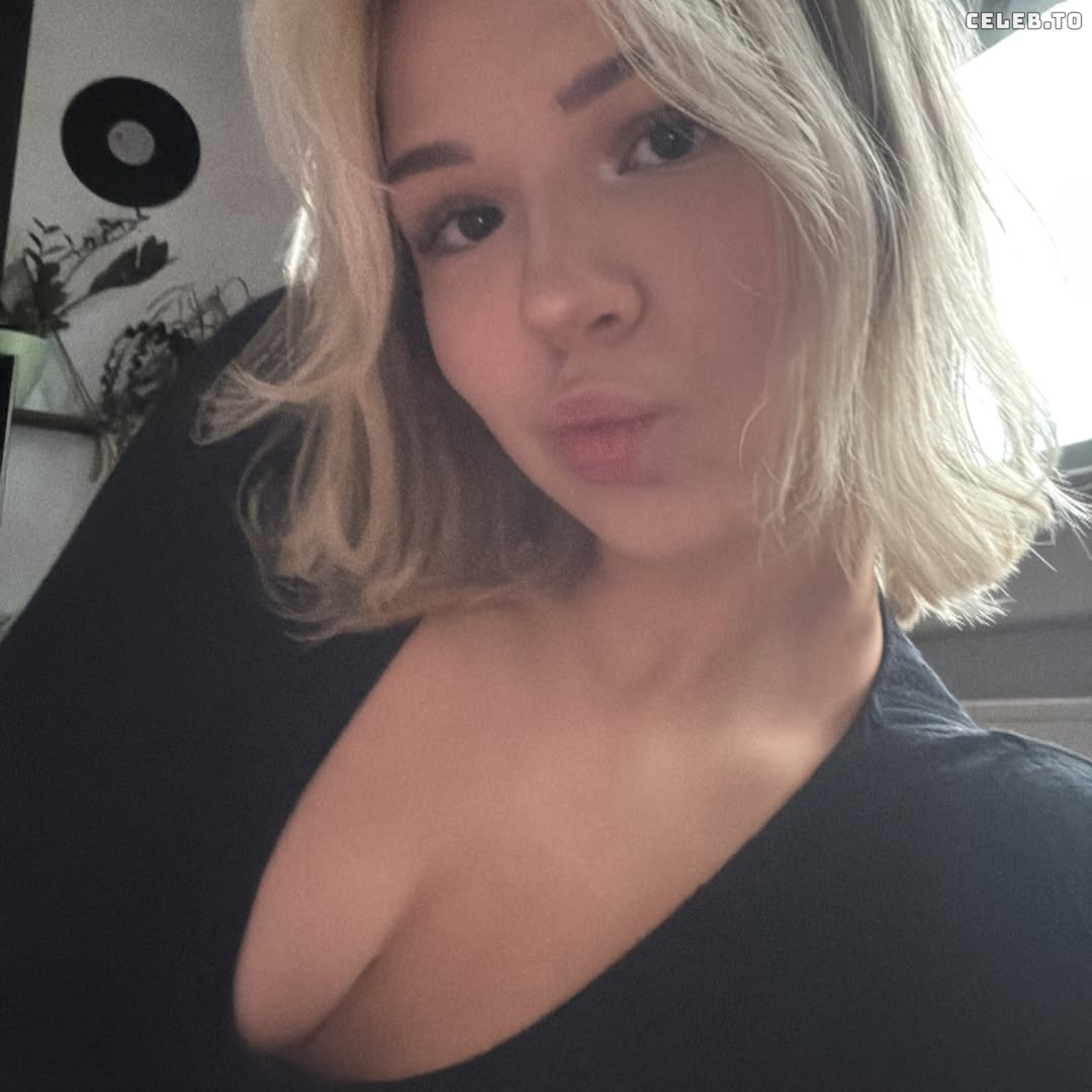 Image 6159309 from Emilyynl
