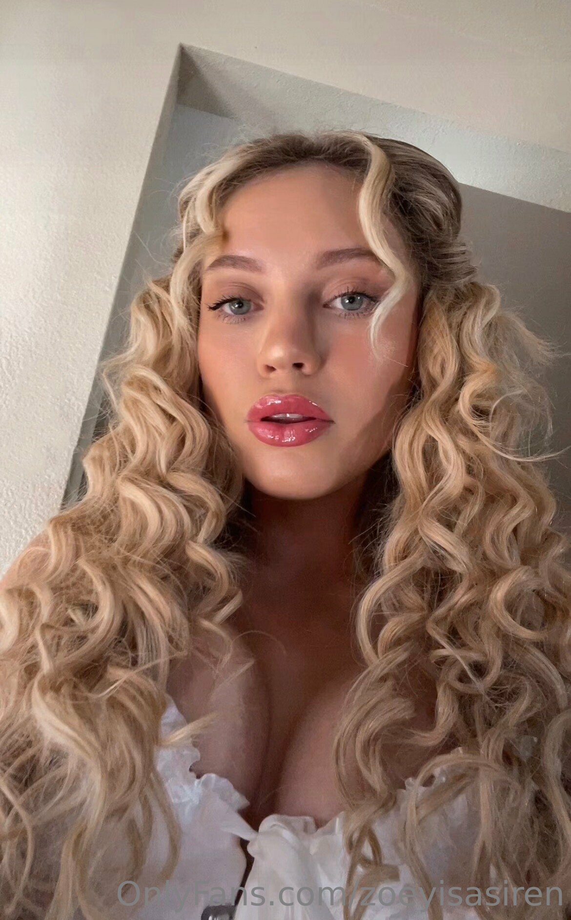 Image 6275928 from Zoey - zoeyisasiren - zoeyveneziaa