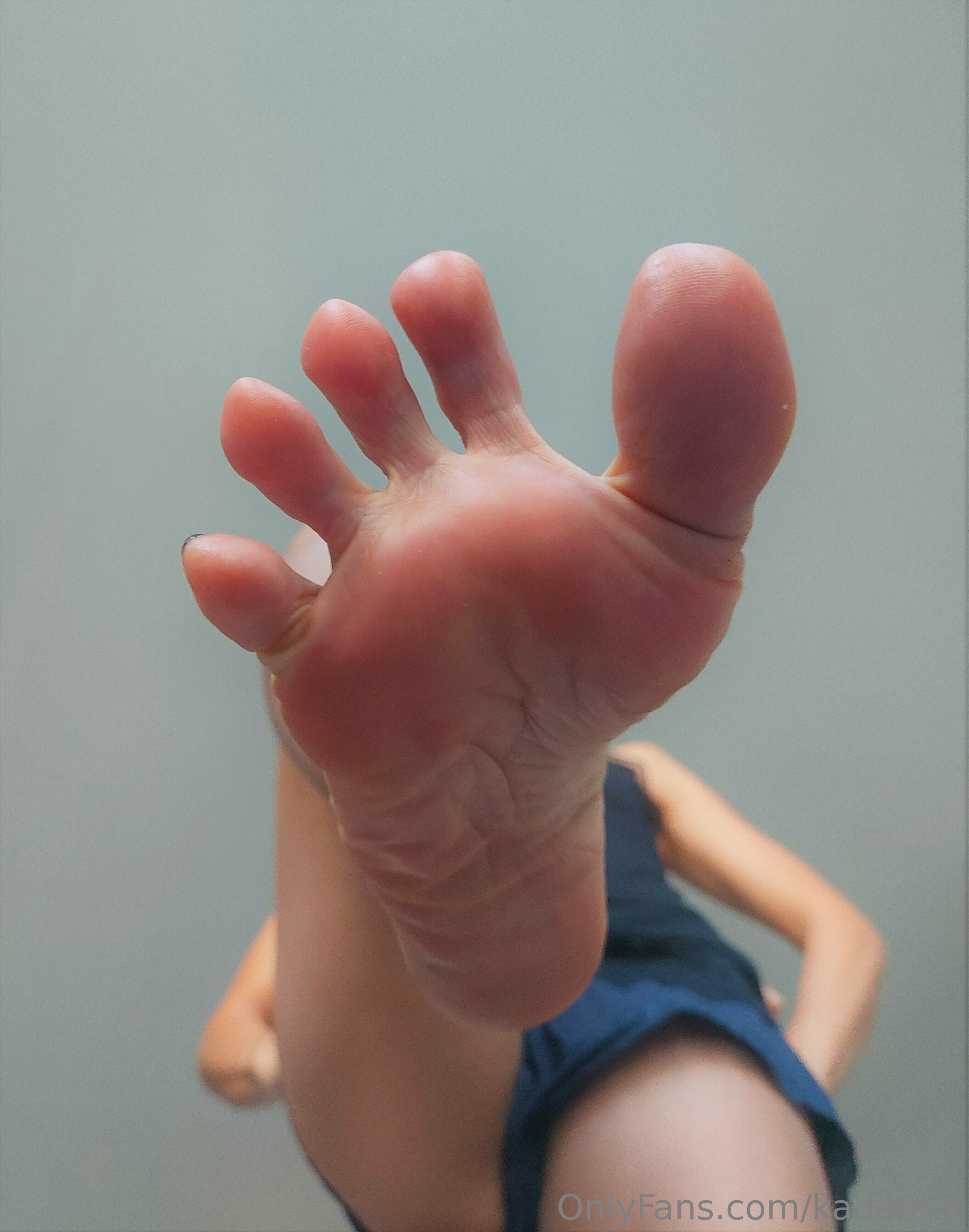 Image 6683881 from Ariel Feet
