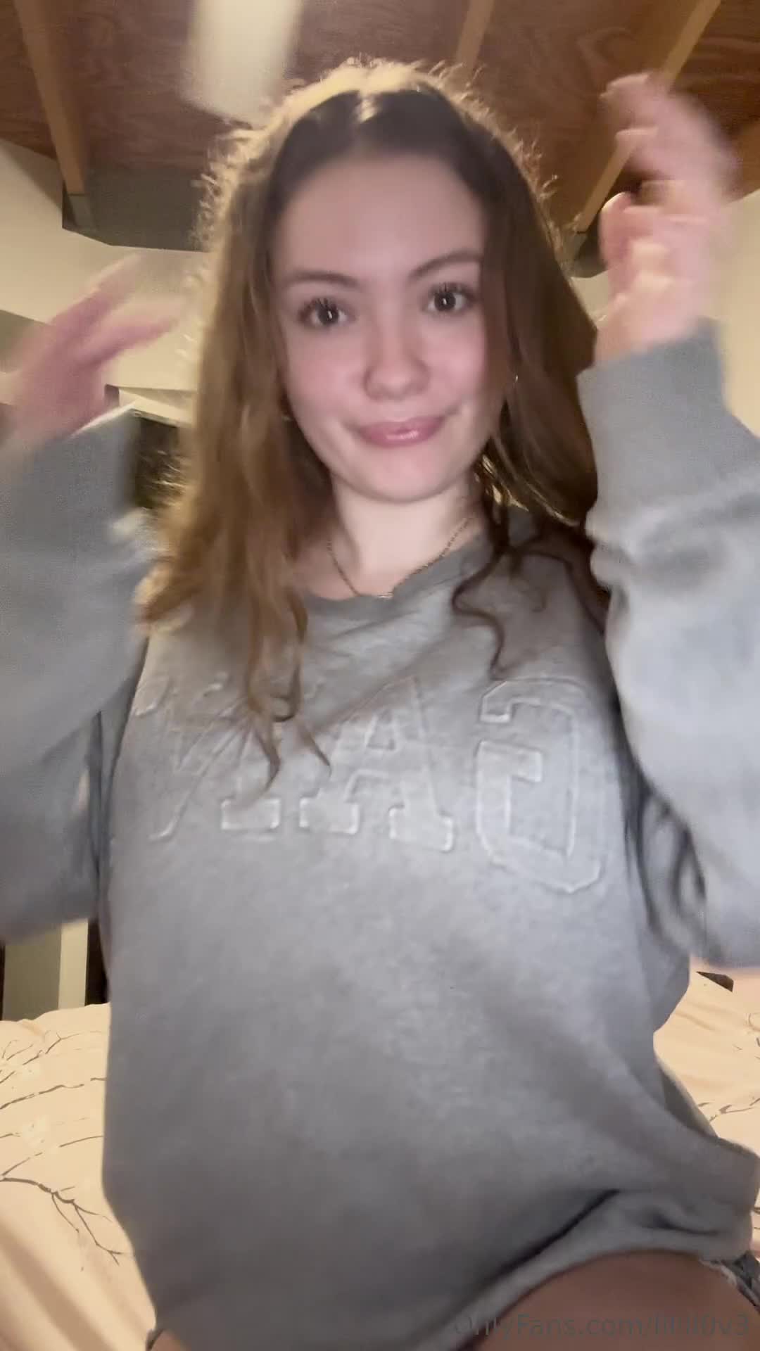 Video 193113 from lillil0v3
