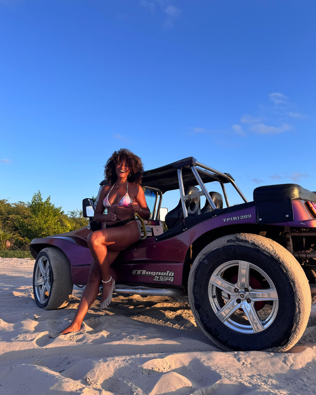 Image 6778632 from Sheron Menezes