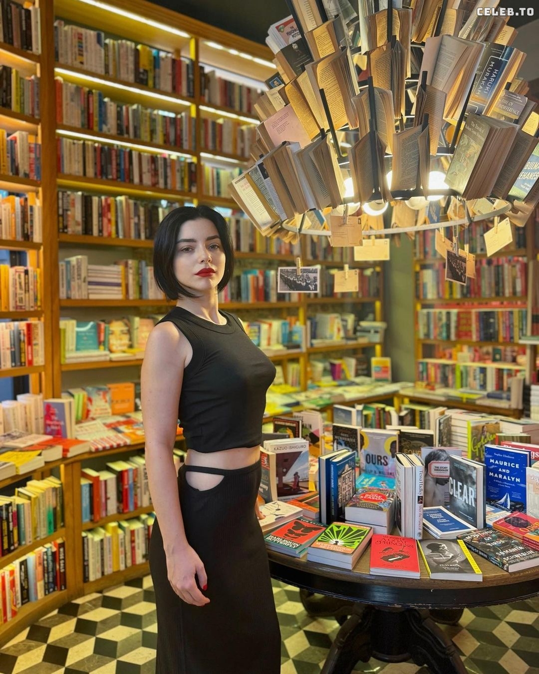 Image 681522 from Merve Bolugur