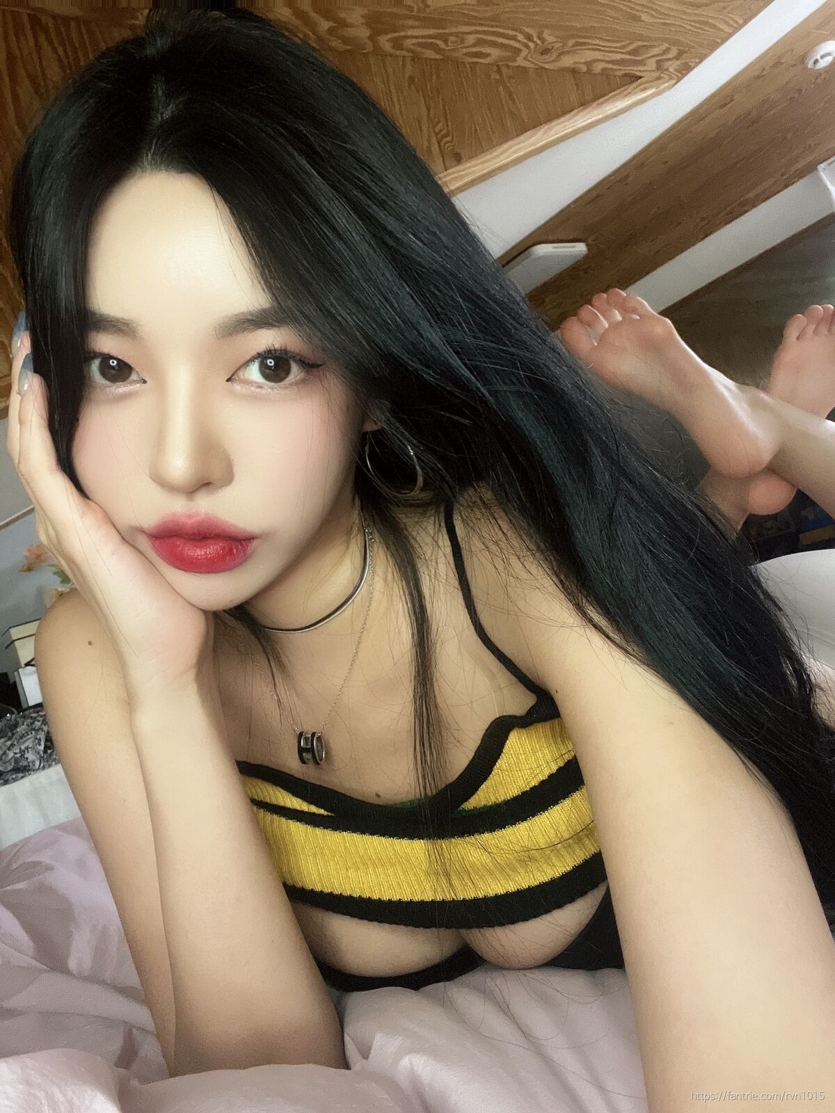 Image 6874003 from h___rvn | rvn1015 | 동그란 | Dongeuran