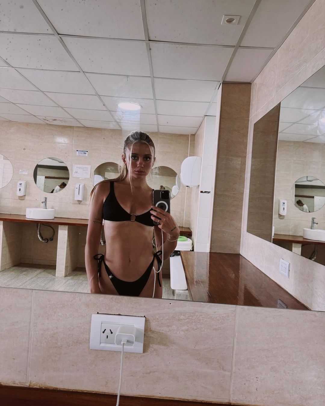 Image 6975792 from 🇦🇷Morena Beltrán