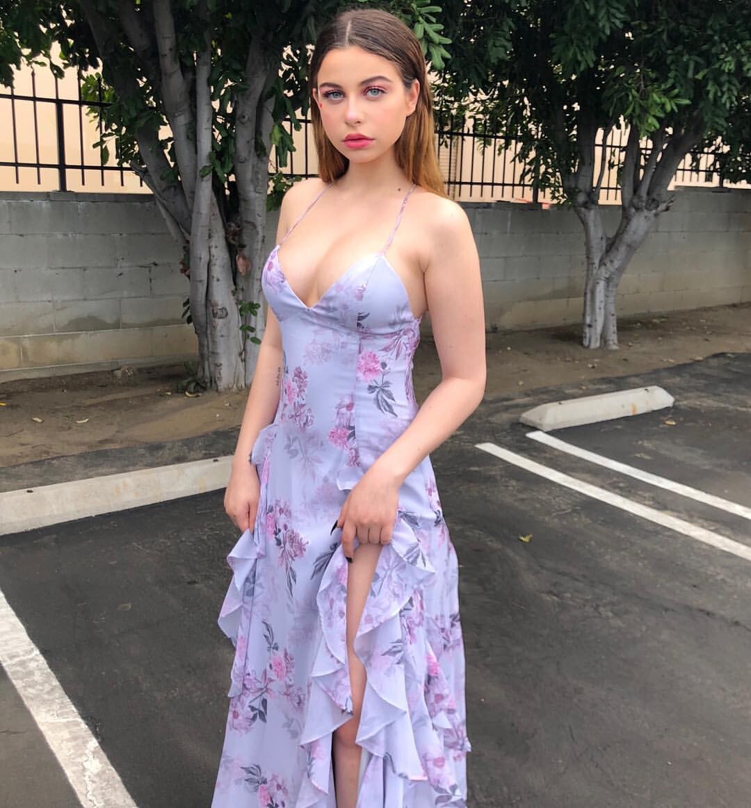 Image 6979082 from Ellise