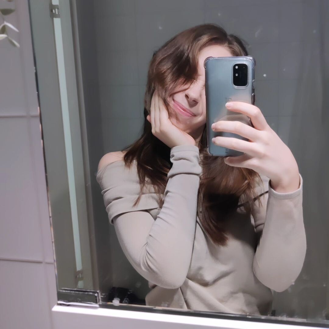 Image 6996556 from Alisa