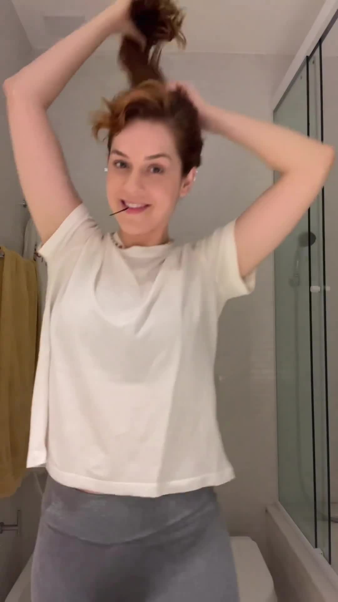 Video 204028 from Sophia Abrahão