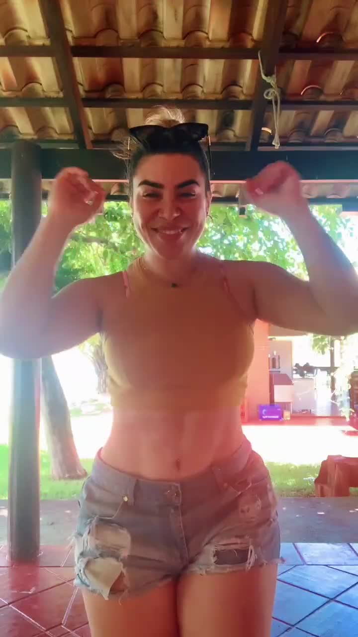 Video 206369 from Naiara Azevedo