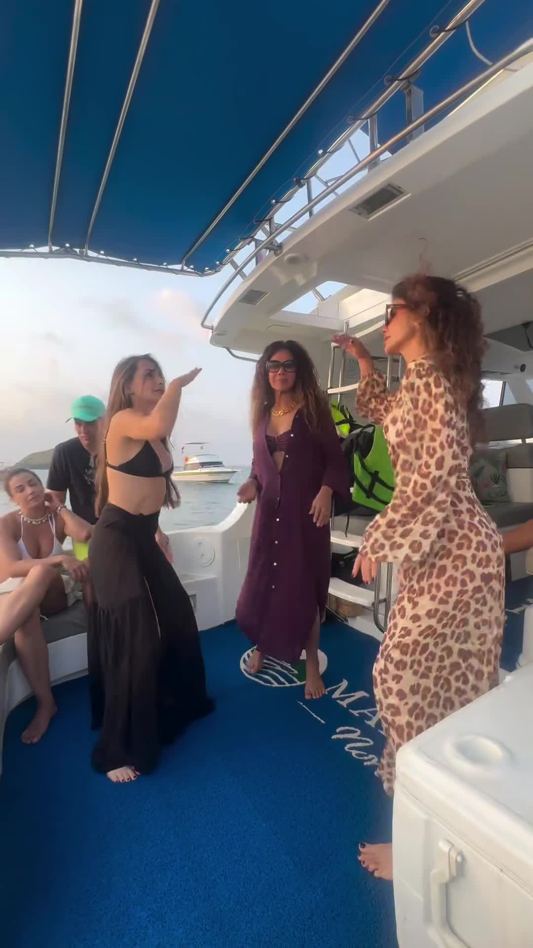 Video 207499 from Paula Fernandes