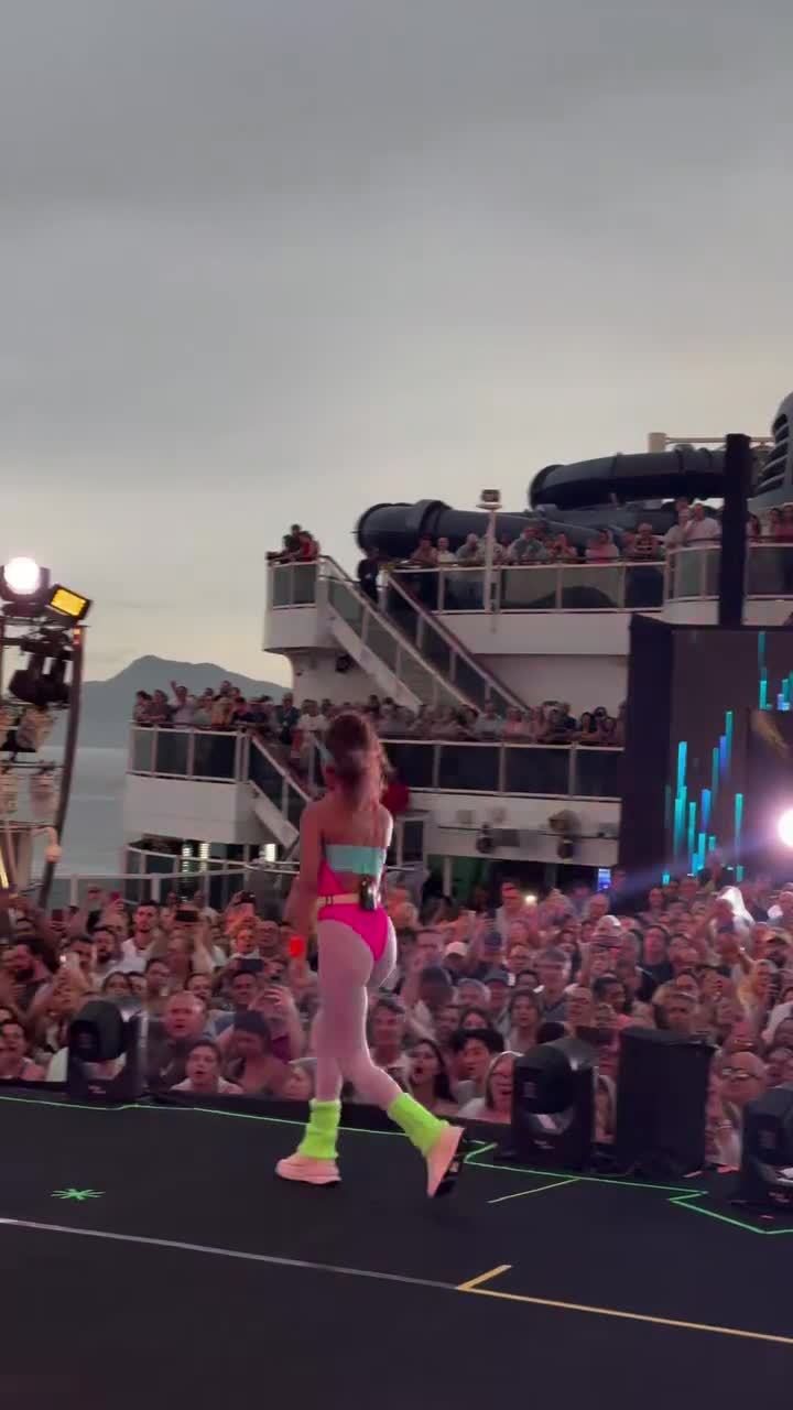 Video 207502 from Paula Fernandes